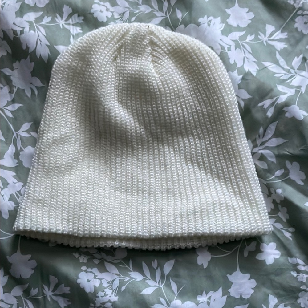 Cozy Cream Knit Beanie